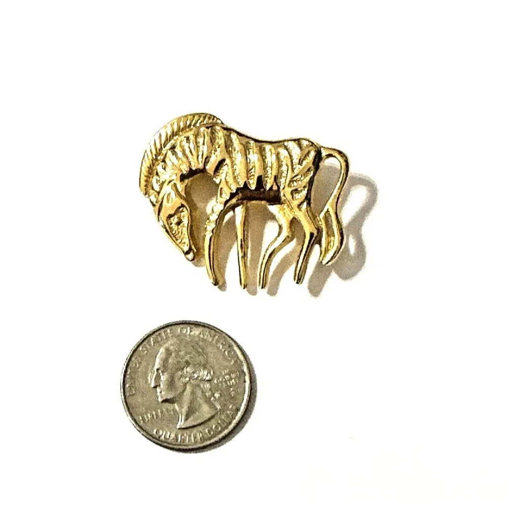 Vintage Abstract Zebra Brooch Gold Tone Modernist Pin MCM Figural Stylized 1.75